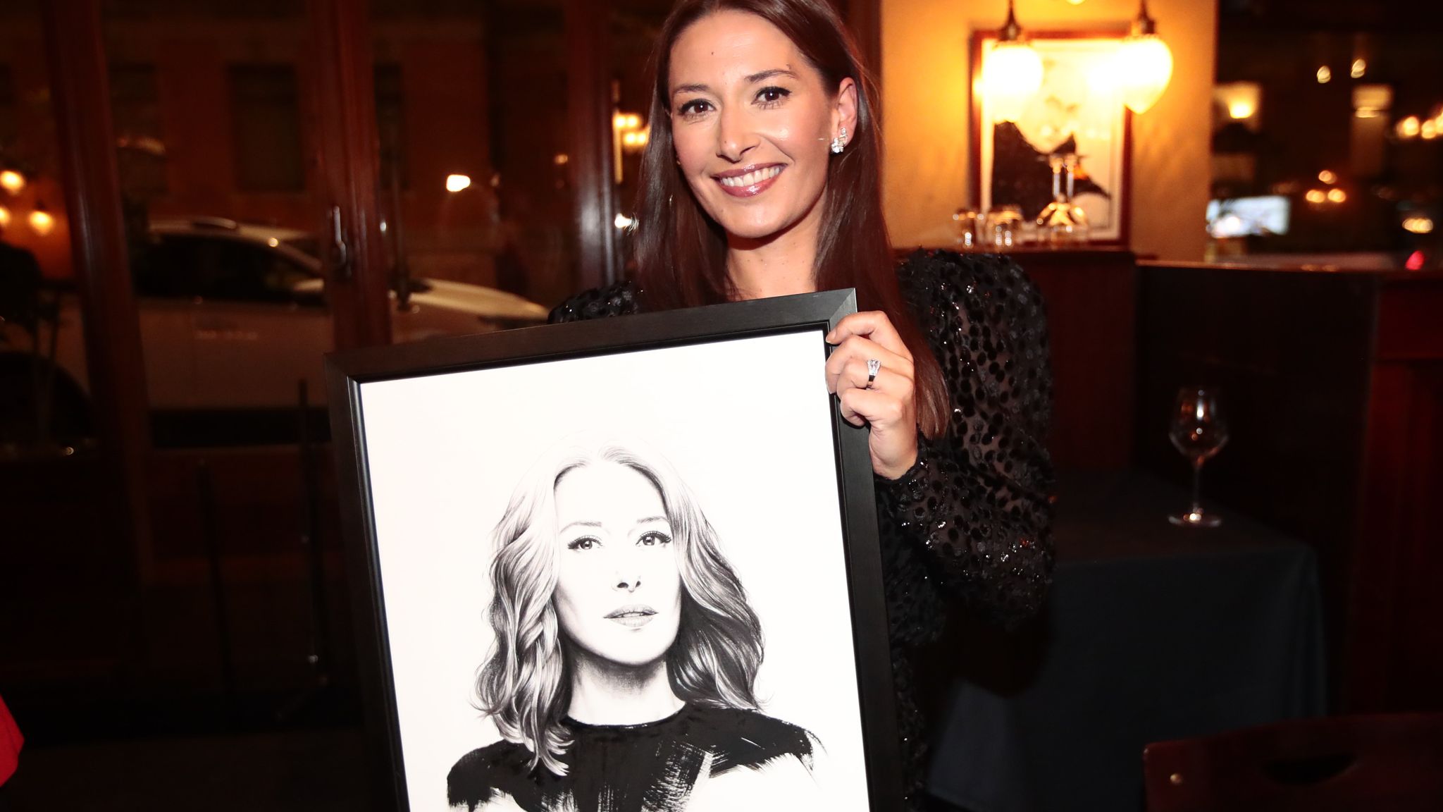 The Portraits In Theatercaféen